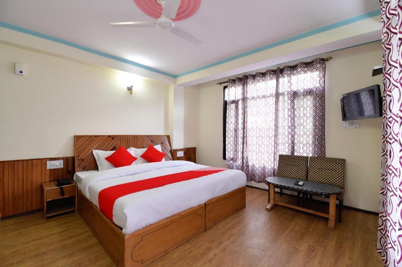 Hotel Oyo Hill View Manāli Exteriér fotografie