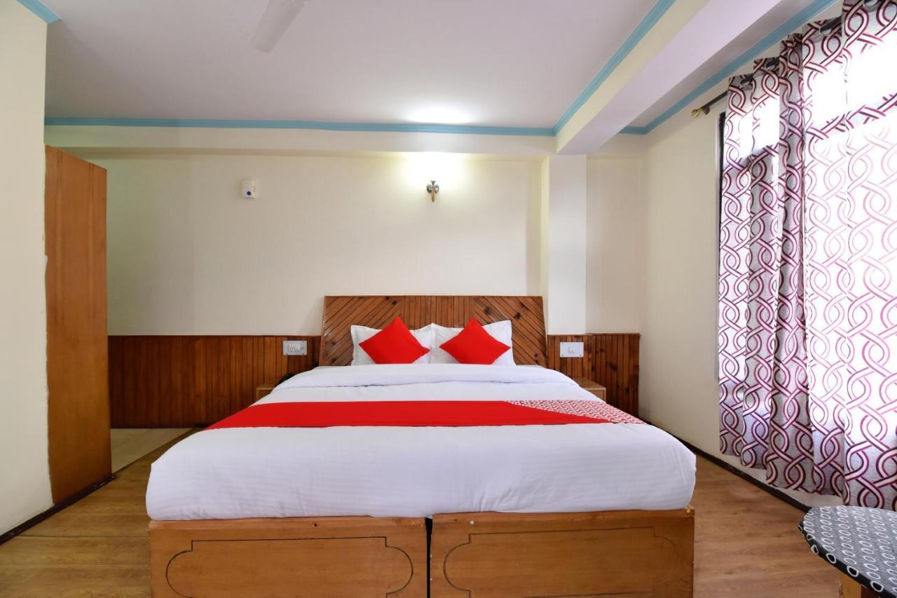 Hotel Oyo Hill View Manāli Exteriér fotografie